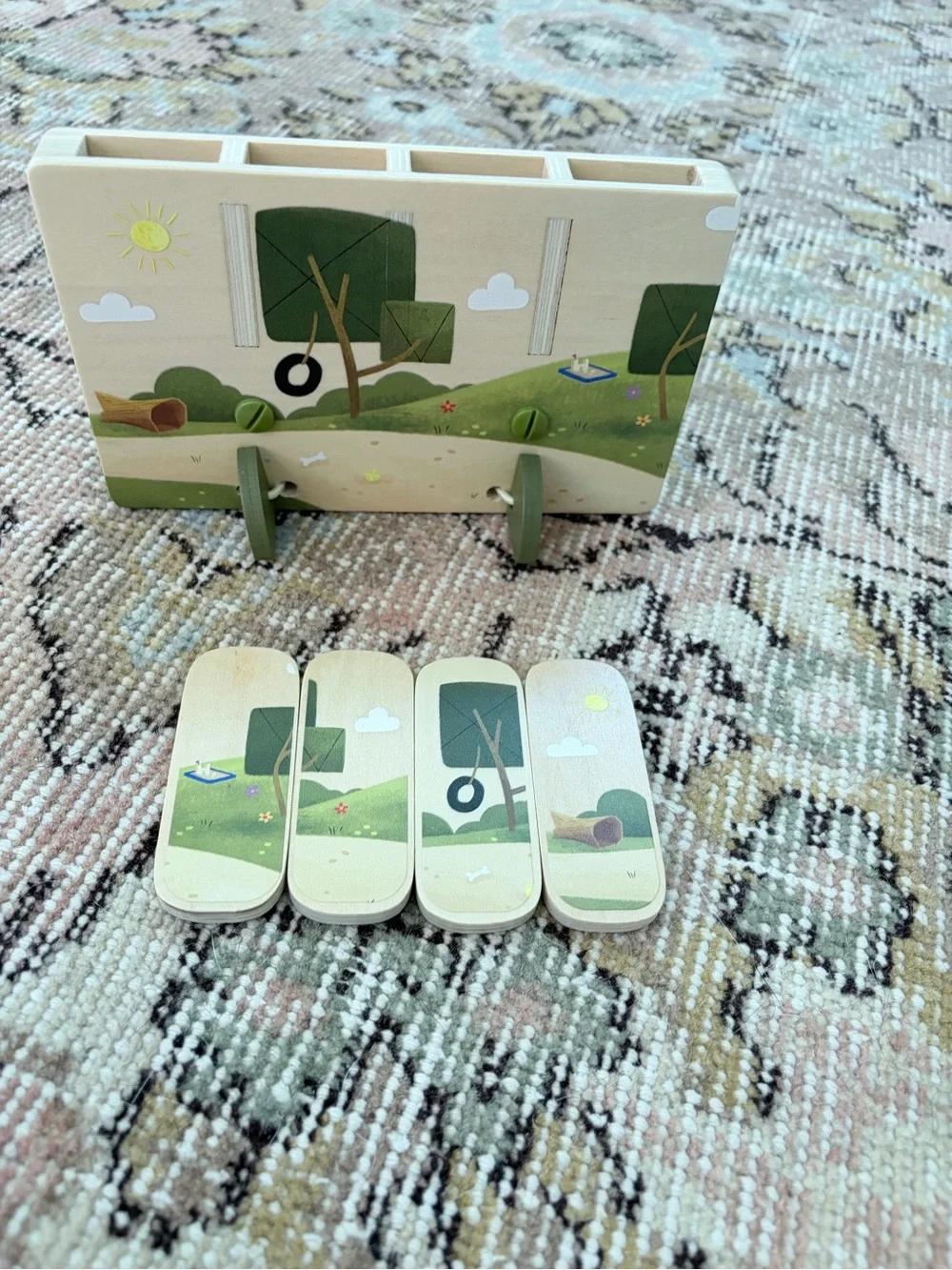 KiwiCo pandacrate color and number match activity